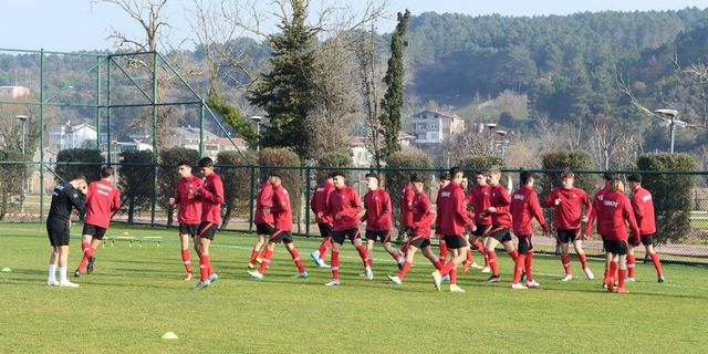 U18 Milli takımı Riva’da hazırlıklarına başladı