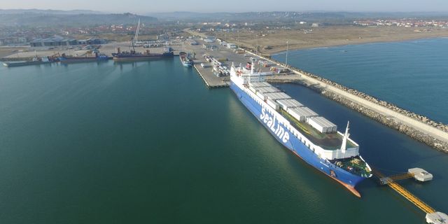 Karadeniz’in yeni ticaret merkezi Karasu Limanı 6 yaşında