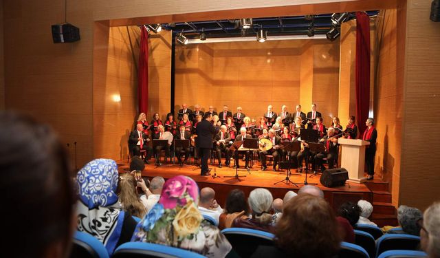 Arifiye'de Cumhuriyet'in 100. yılında muhteşem konser