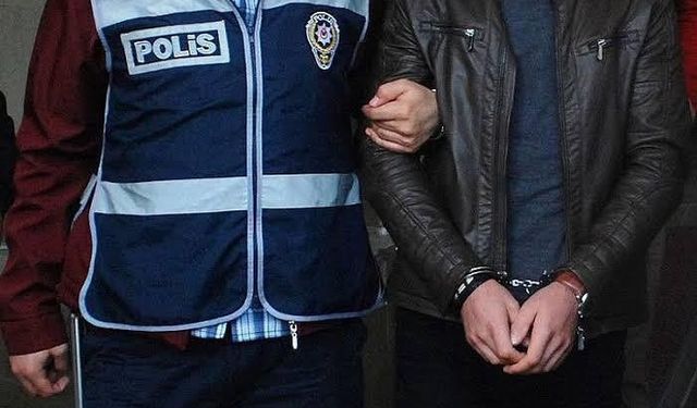 'Polisiz, operasyon yapacağız' diyerek 300 bin TL alan 3 zanlı tutuklandı