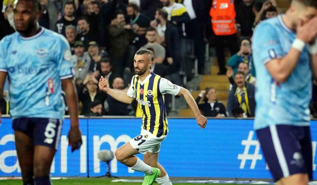 Sakaryalı Serdar Dursun, Fenerbahçe’de 2. golüne ulaştı