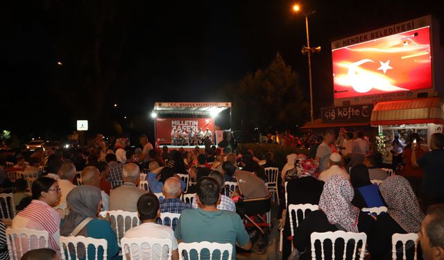 15 Temmuz'da Hendek tek yürek oldu