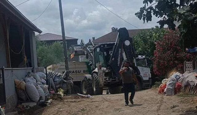 Karasu'da çöp ev temizlendi