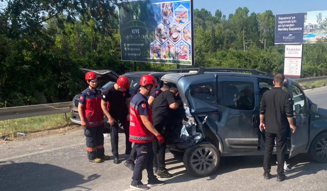 Sapanca'da kaza: 3 yaralı