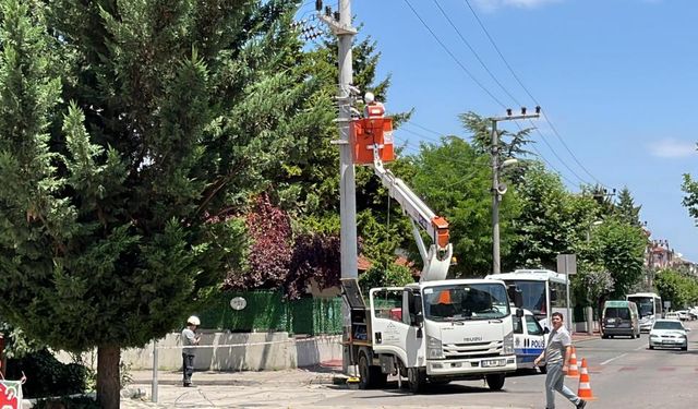 5'inci kattan düşmüştü, hastanede hayatını kaybetti