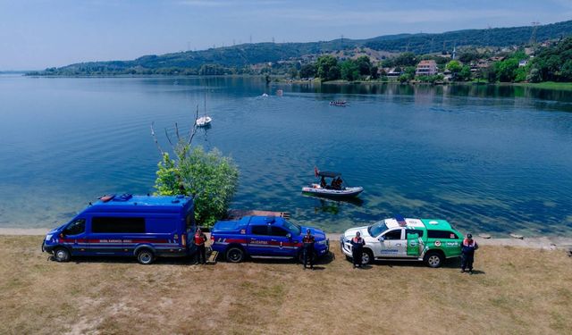 Jandarma, Sapanca Gölü'nde denetimleri sıklaştırdı