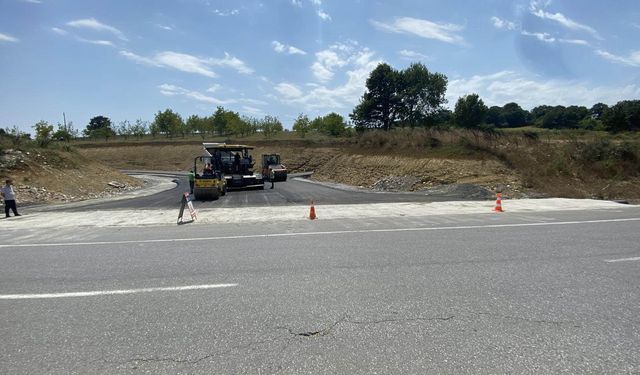 Karadere Mahallesi’nin bağlantı yolu Büyükşehirle yepyeni bir yüze kavuştu