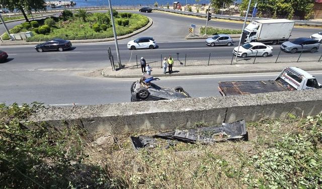 Çalışır vaziyetteki otomobil 6 metreden D-130 Karayolu'na uçtu: 1 yaralı