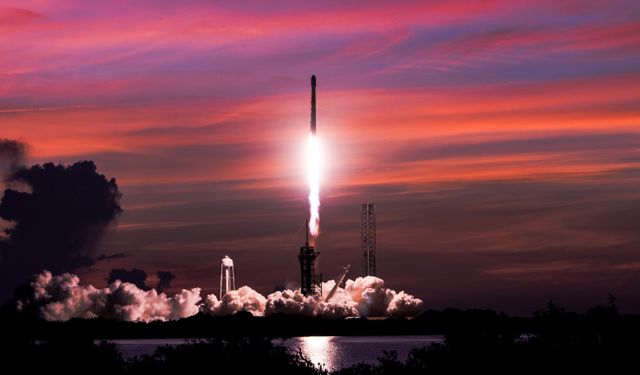 SpaceX 23 Starlink uydusunu daha yörüngeye gönderdi