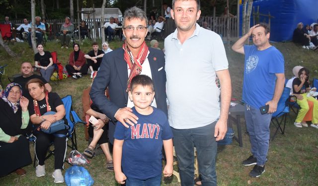 Başkan Dinç Yayla Şenliği'nde vatandaşlarla buluştu