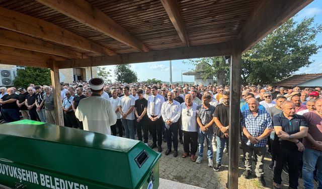 İntihar etmişti; Selçuk Kılıçaslan'ın kuzeni toprağa verildi