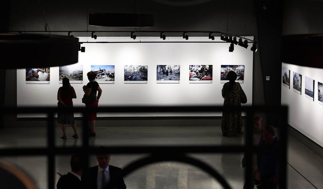 Anadolu Ajansı’nın ‘Kanıt’ sergisi Ofis Sanat Merkezi’nde açıldı