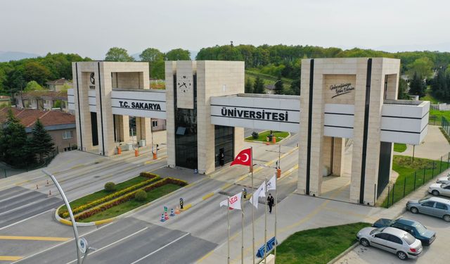 Sakarya Üniversitesi'ne bir kez daha 'tam akreditasyon'