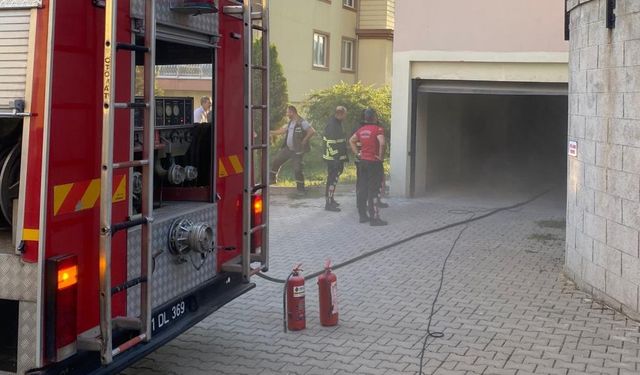 Bilecik'te market deposunda çıkan yangın korkuttu