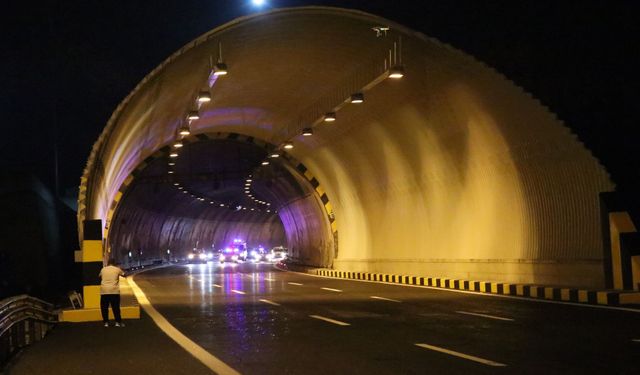 Bolu Dağı Tüneli trafiğe açıldı: Trafik çilesi bitti