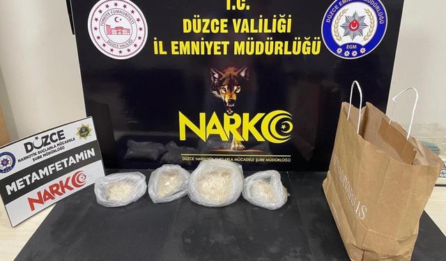 1 kilo uyuşturucu ele geçirildi 2 kişi tutuklandı