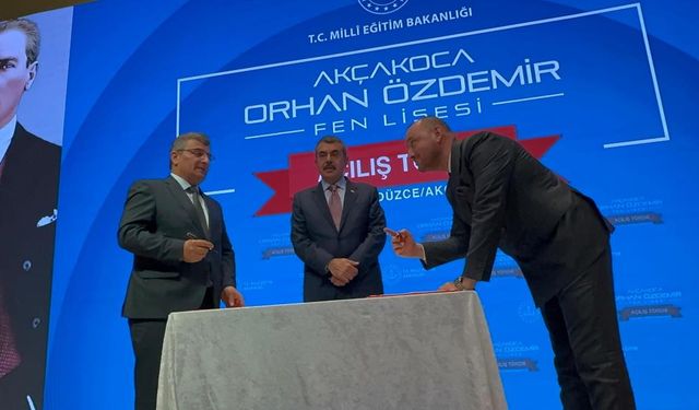 Bakan Yusuf Tekin: "Müfredatımızı yüzde 35 oranında sadeleştirdik"