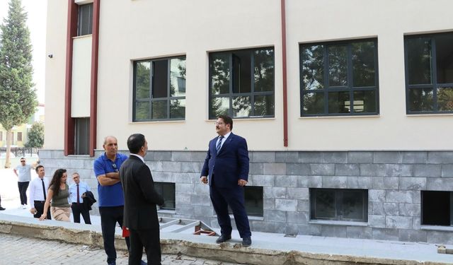 Atatürk İlkokulu’nda inceleme yaptılar