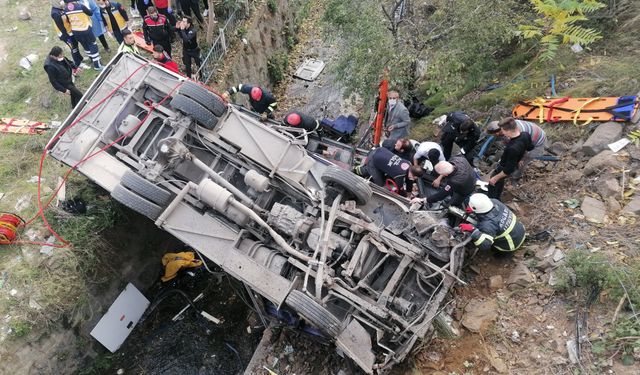 4'ü öğrenci 5 kişiyi ölüme götüren servis kazasında sanıklara ceza yağdı