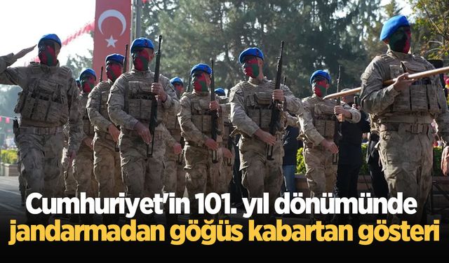 Cumhuriyet'in 101. yıl dönümünde jandarmadan göğüs kabartan gösteri