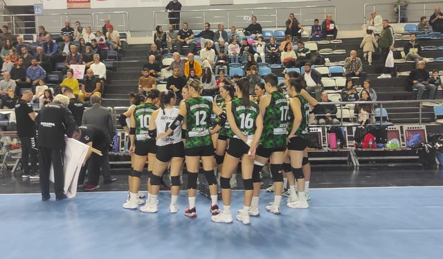 Sakarya Voleybol, evinde VakıfBank'ı ağırlayacak