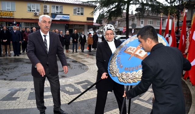 Akyazı'da öğretmenler günü coşkulu bir şekilde kutlandı