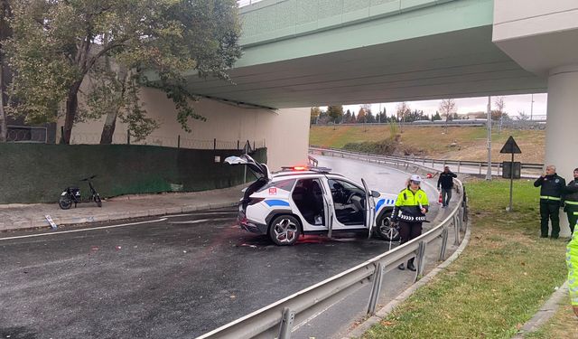 Ekiplerin arasına otobüs daldı, 1 polis şehit oldu