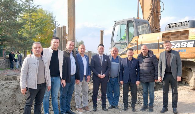 SASKİ Genel Müdürü Turan Söğütlü'nün 25 kilometrelik altyapı projesini inceledi