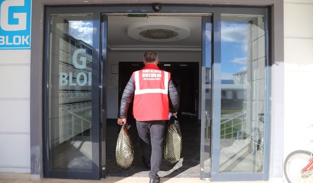 Hendek'te yeni doğan bebeklere anlamlı destek sürüyor