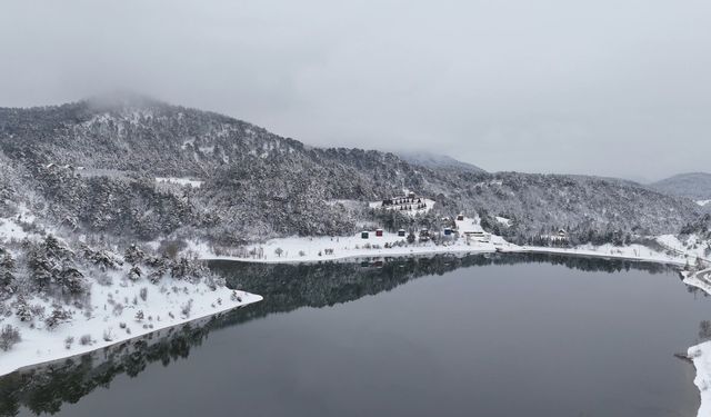 Çubuk Gölü'nde kış güzelliği