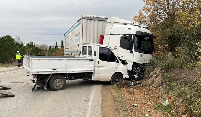 Zincirleme kaza: 3 yaralı