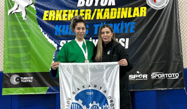 Ece Zurnacı’dan Sakarya’yı gururlandıran şampiyonluk