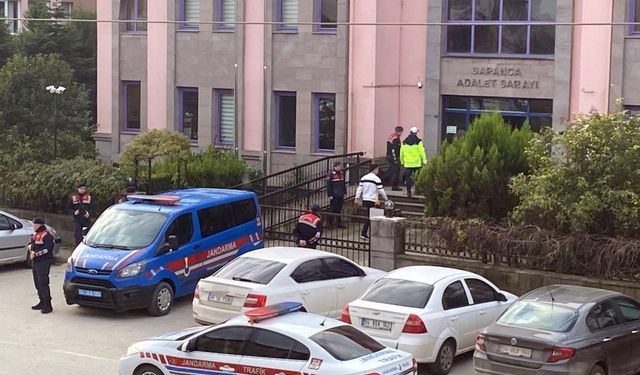 Tartıştığı kardeşini beylik tabancasıyla vuran emekli polis adliyede