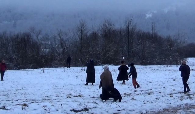 Doğa harikası Abant beyaza büründü