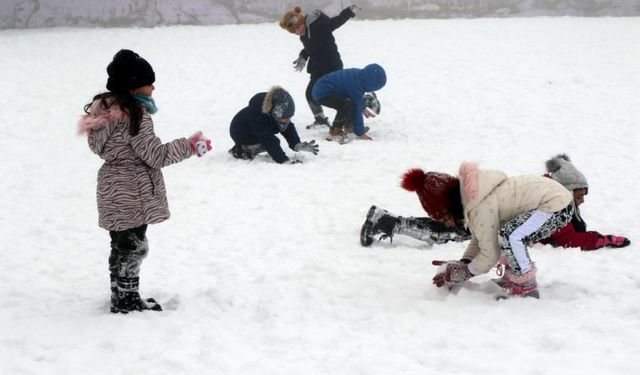 Düzce'de okullar 1 gün tatil edildi