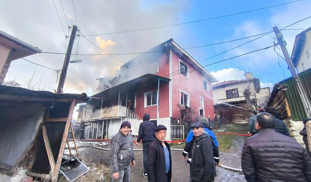 Baca yangını evi küle çevirdi