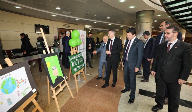 Şampiyon sporcular Yeşilay Haftası için Sakarya’daydı