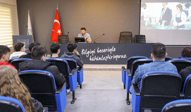 Havacılık ve yazılım öğrencileri SUBÜ’yü tanıdı