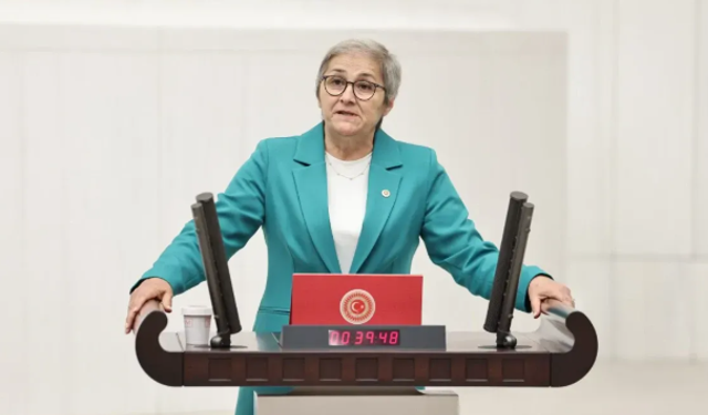 Ayça Taşkent'ten İmamoğlu'nun gözaltına alınması ile ilgili açıklama