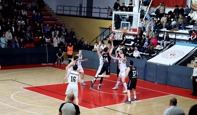 Büyükşehir basketbol serinin son karşılaşmasına Uşak’ta çıkacak