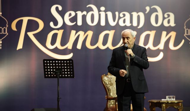 Serdivan'da Nurullah Genç söyleşisi