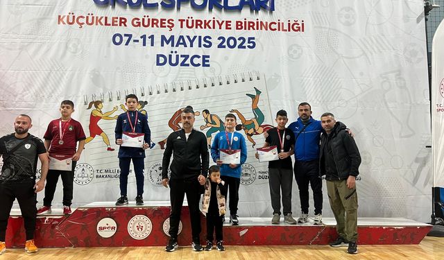 Serdivanlı güreşçilerden Türkiye Şampiyonasında büyük başarı