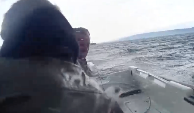 Sapanca Gölünde balıkçılar fırtınaya böyle yakalandı