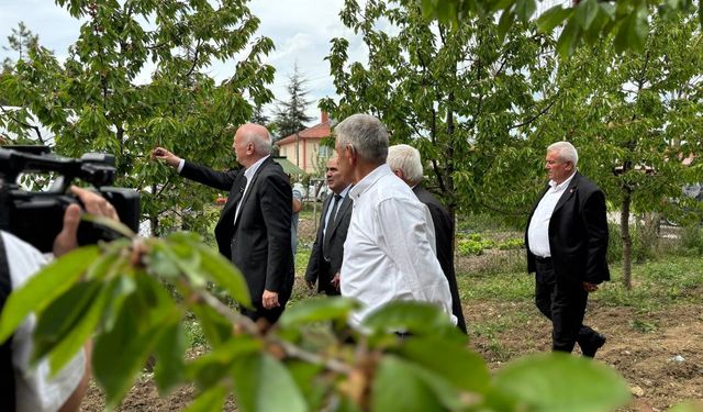 TZOB Genel Başkanı Bayraktar, ziraat odası başkanlarıyla bir araya geldi