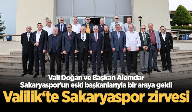 Vali Doğan ve Başkan Alemdar, Sakaryaspor'un eski başkanlarıyla bir araya geldi