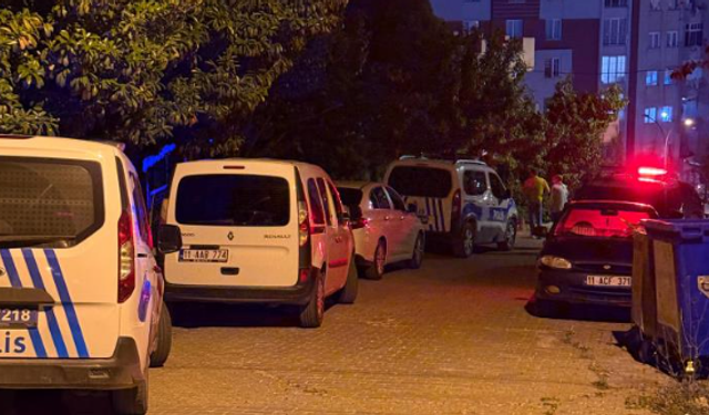 Sırtından bıçaklanan şahıs ağır yaralandı