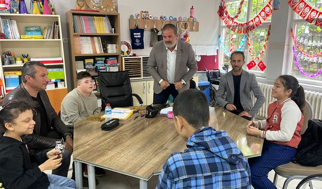 MHP Karapürçek İlçe Teşkilatından anlamlı ziyaret