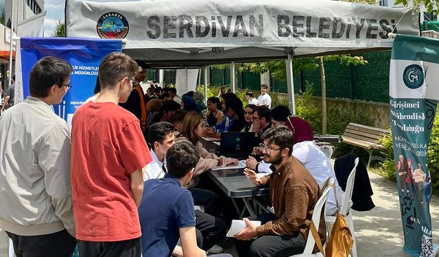 Kariyer çadırları lise öğrencileri için kuruldu