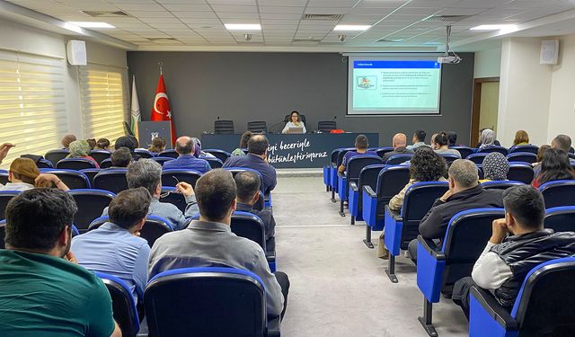 Siber güvenlik farkındalık eğitimi verildi