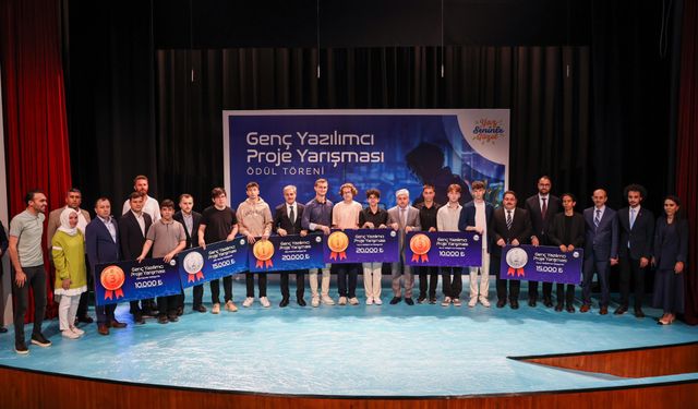 Genç Yazılımcı Proje Yarışması’nda ödüller sahiplerinin oldu
